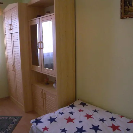 In Balaton 33908 * זמראדי